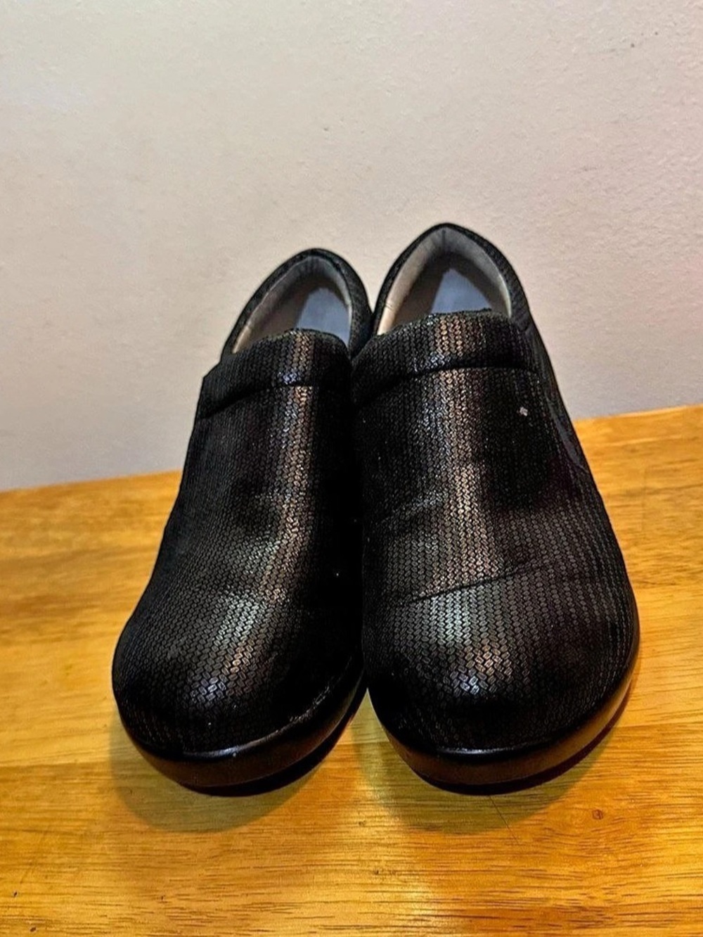 Alegria ERY-870 Black Metallic Leather Wedge Clogs EU 40 / US 9.5 - 10